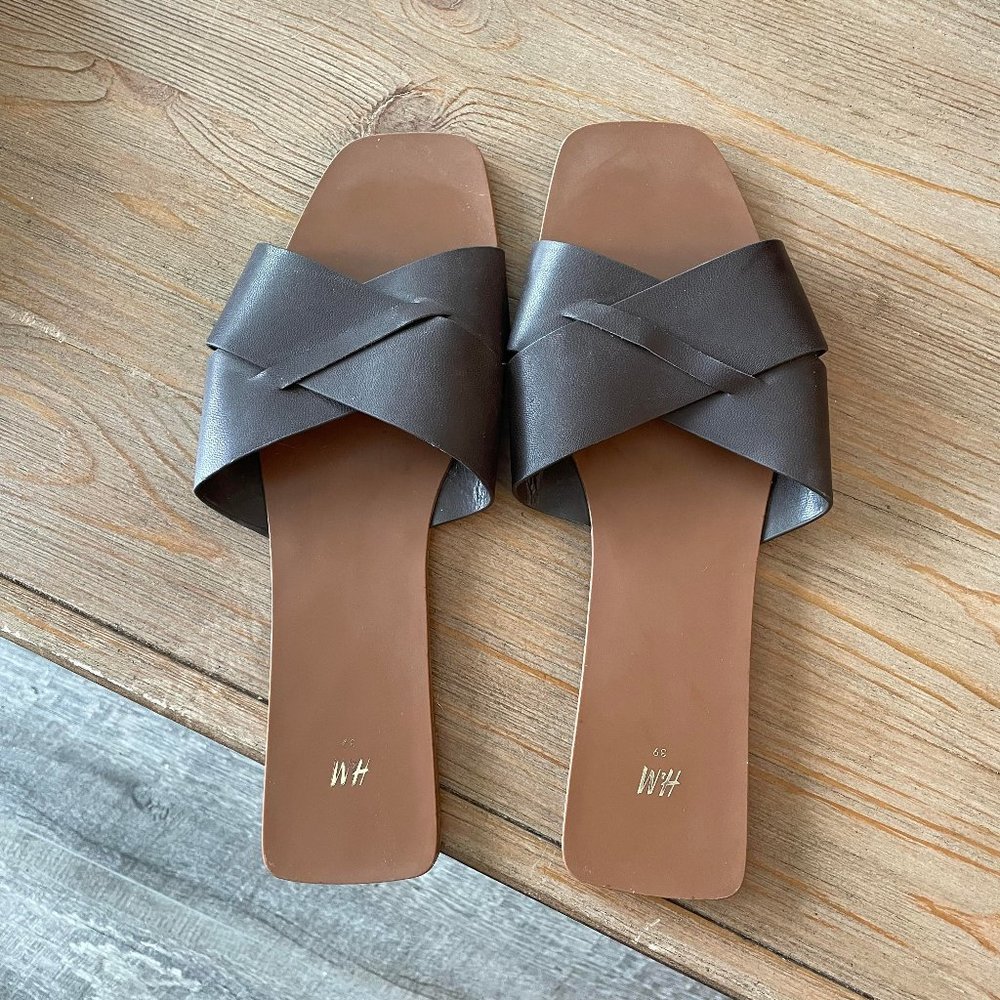 H&M Criss-Cross Sandals, Size 39 (8)